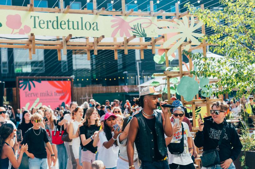 Kesäterassin avajaiset