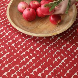 Pöytäliinan ompelu 10€