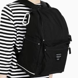 Vain tänään: Buddy-reppu 69 € (norm. 175 €)