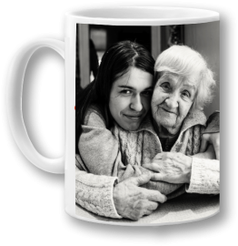 Muki valkoinen mummo ja lapsi