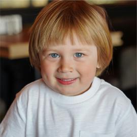 lapsi hiustenleikkaus