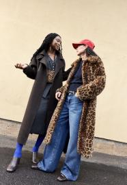 Voimassa 28.9.2026 asti. Kun ostat vähintään 2 tuotetta. Koskee uusia ja nykyisiä More at Lindex -jäseniä. Koskee normaalihintaisia tuotteita. Ei koske Roosa nauha -tuotteita. Ei voi yhdistää muihin tarjouksiin tai alennuksiin.